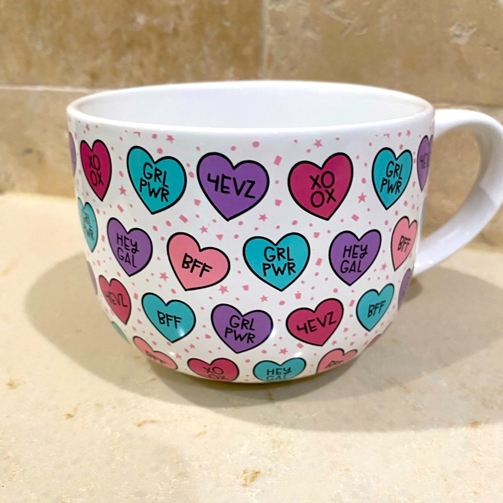 BRAND NEW -  Hearts Valentine Coffee/Soup Mug Set